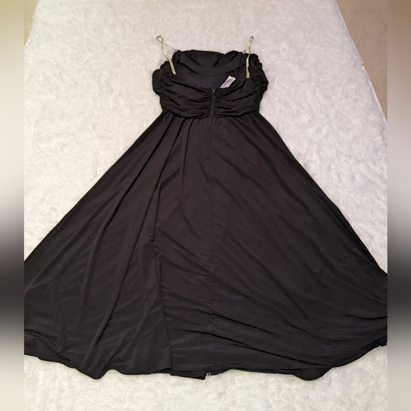 Rimini black dress - Picture 12 of 16